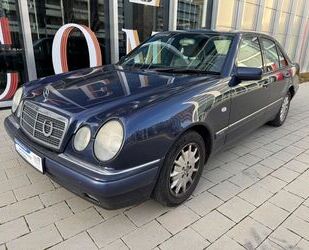 Mercedes-Benz E 230 