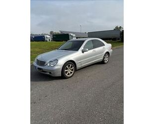 Mercedes-Benz C 180 Gebrauchtwagen