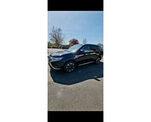 Mitsubishi Plug-in Hybrid Outlander Gebrauchtwagen