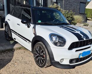 BMW John Cooper Works Countryman 