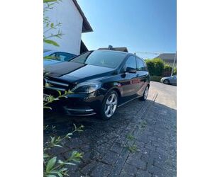 Mercedes-Benz B 180 Gebrauchtwagen