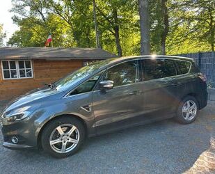 Ford S-Max Gebrauchtwagen
