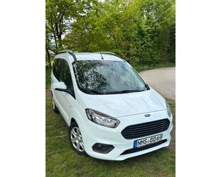 Ford Tourneo Courier Gebrauchtwagen