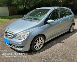 Mercedes-Benz B 200 Gebrauchtwagen