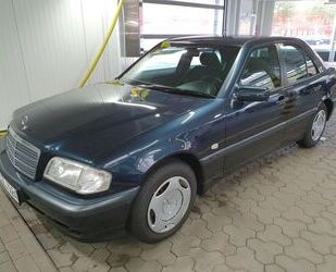 Mercedes-Benz C 180 Gebrauchtwagen