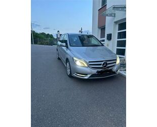 Mercedes-Benz B 180 Gebrauchtwagen