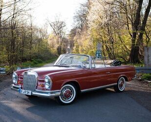 Mercedes-Benz 220 Gebrauchtwagen