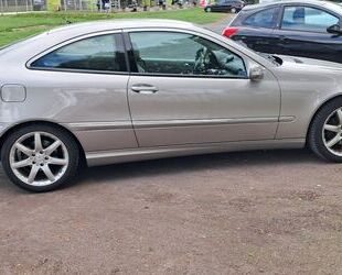 Mercedes-Benz C 180 Gebrauchtwagen
