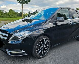 Mercedes-Benz B 220 Gebrauchtwagen
