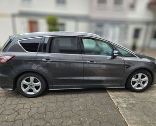 Ford S-Max Gebrauchtwagen