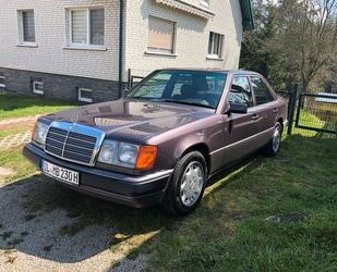 Mercedes-Benz E 230 Gebrauchtwagen