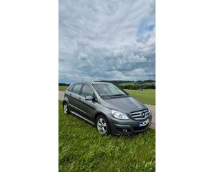 Mercedes-Benz B 180 Gebrauchtwagen
