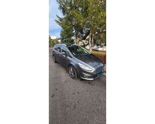 Ford S-Max Gebrauchtwagen