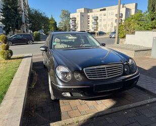 Audi E 280 