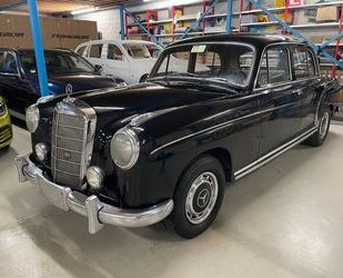 Mercedes-Benz 220 Gebrauchtwagen