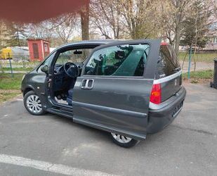 Peugeot 1007 Gebrauchtwagen