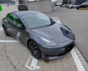 Tesla Model 3 Gebrauchtwagen