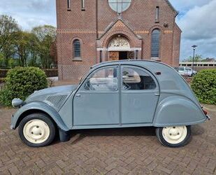 Citroen 2 CV Oldtimer