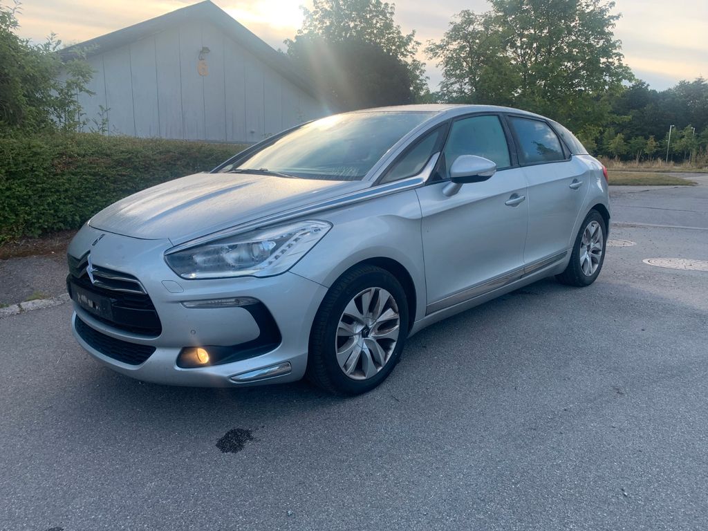 DS 5