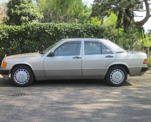 Mercedes-Benz 190 Gebrauchtwagen