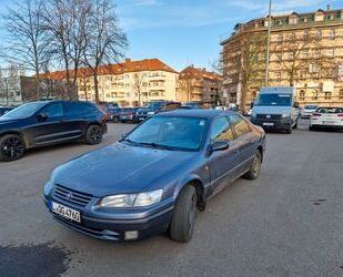 Toyota Camry Gebrauchtwagen