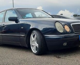 Mercedes-Benz E 230 Gebrauchtwagen