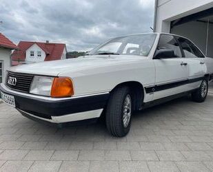 Audi 100 