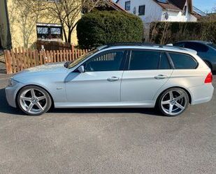 Seat 320 