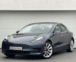 Tesla Model 3 Gebrauchtwagen