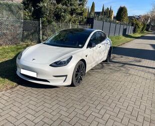 Tesla Model 3 Gebrauchtwagen