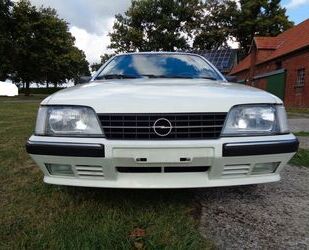 Opel Monza Gebrauchtwagen