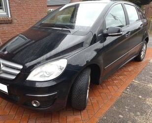 Mercedes-Benz B 180 Gebrauchtwagen
