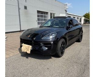 Jeep Macan 