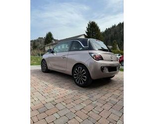 Nissan Adam 