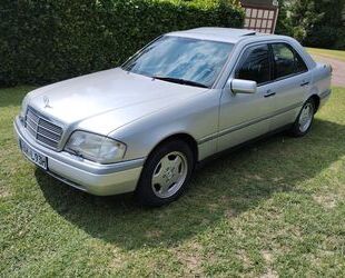 Mercedes-Benz CE 220 Gebrauchtwagen