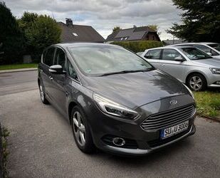 Ford S-Max Gebrauchtwagen