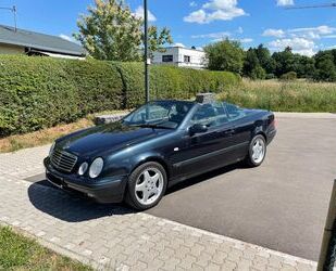 Mercedes-Benz CLK 320 Gebrauchtwagen