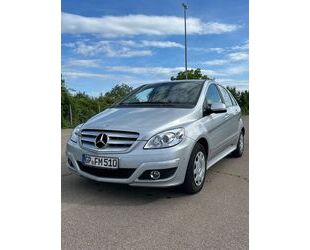 Mercedes-Benz B 180 Gebrauchtwagen