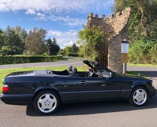 Mercedes-Benz 220 Gebrauchtwagen