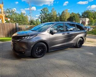 Kia Sienna 