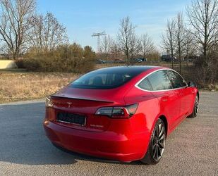 Tesla Model 3 Gebrauchtwagen