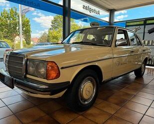 Mercedes-Benz 240 Gebrauchtwagen