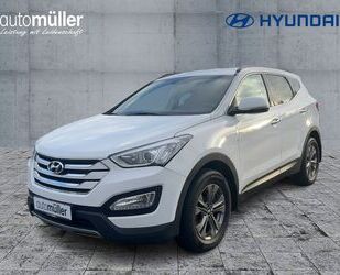 Hyundai Hyundai Santa Fe Trend 4WD *PDC*Klima*SHZ*USB*TOUC Gebrauchtwagen