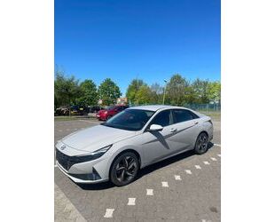 Hyundai Elantra Gebrauchtwagen