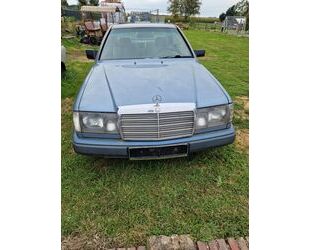 Mercedes-Benz 230 Gebrauchtwagen