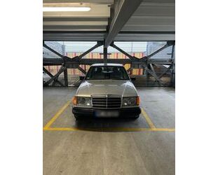 Mercedes-Benz E 230 Gebrauchtwagen