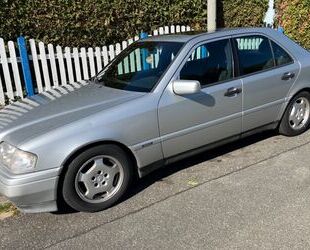 Mercedes-Benz C 180 Gebrauchtwagen