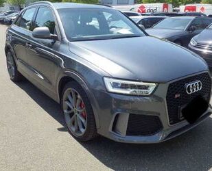 Audi RSQ3 Gebrauchtwagen