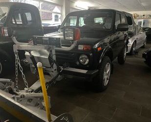 Lada Niva Gebrauchtwagen