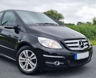 Mercedes-Benz B 180 Gebrauchtwagen